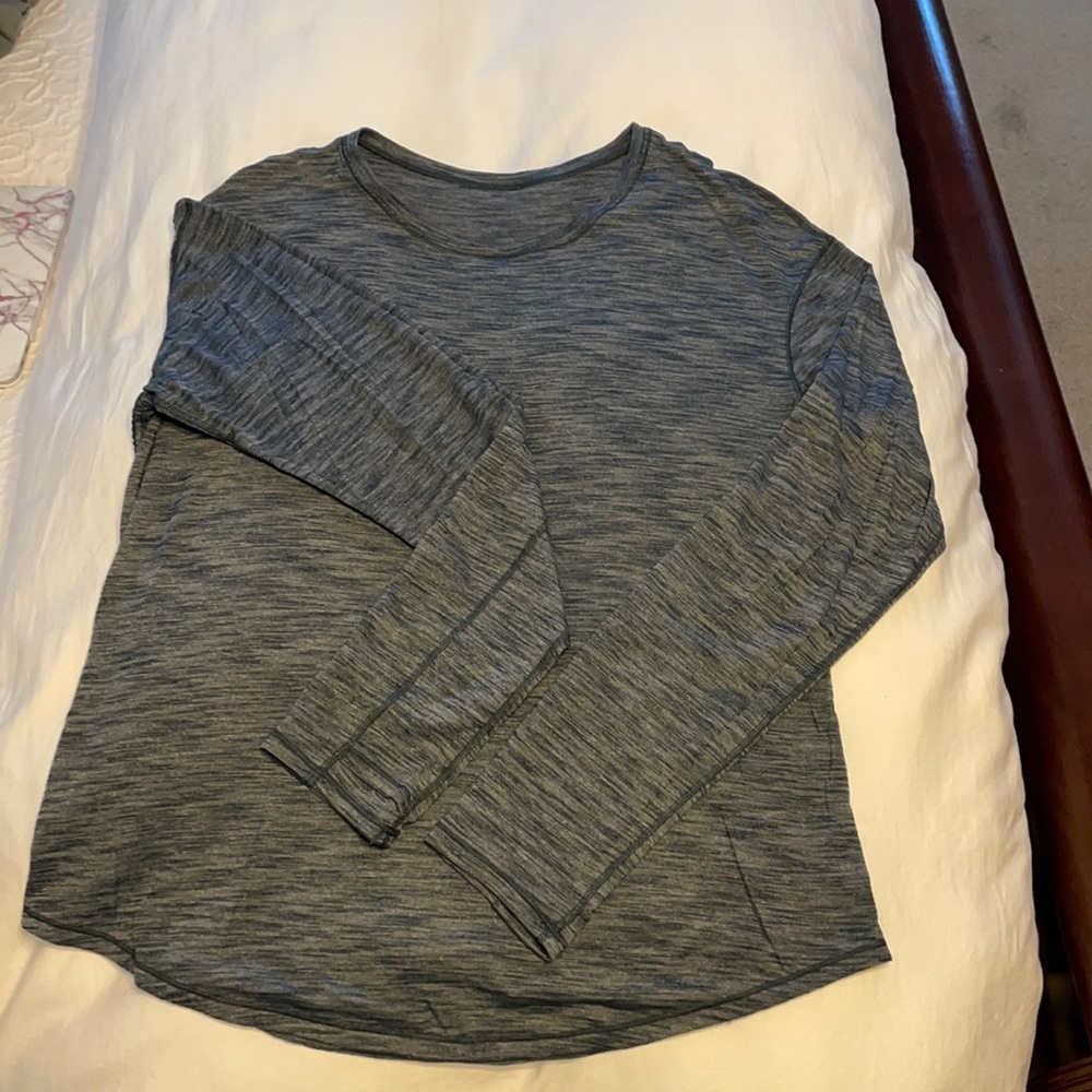 LULULEMON Top
